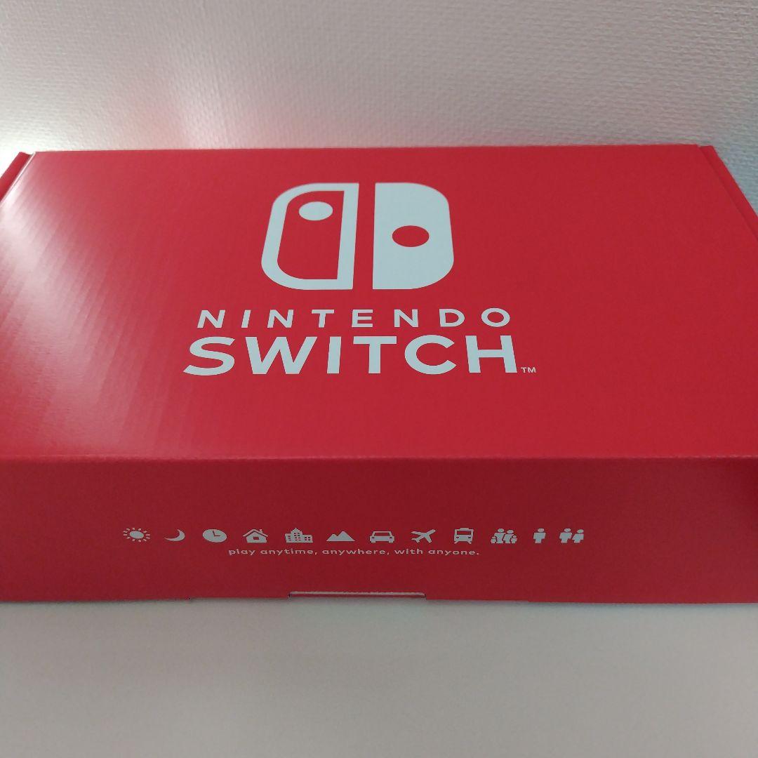 ☆箱あり☆NintendoSwitch　新型モデル　画面保護ガラスフィルム付