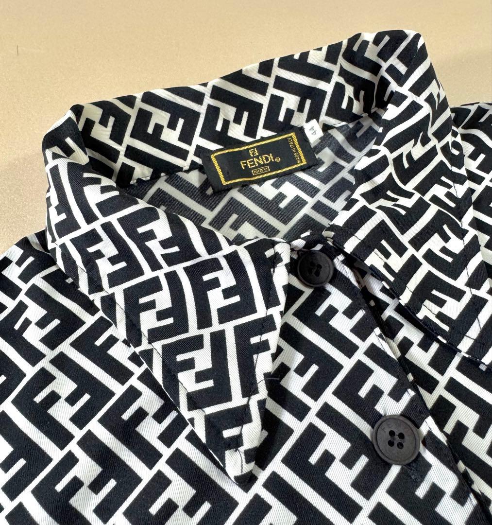 FENDI『フェンディ』ヴィンテージ FFモノグラム ポロシャツ