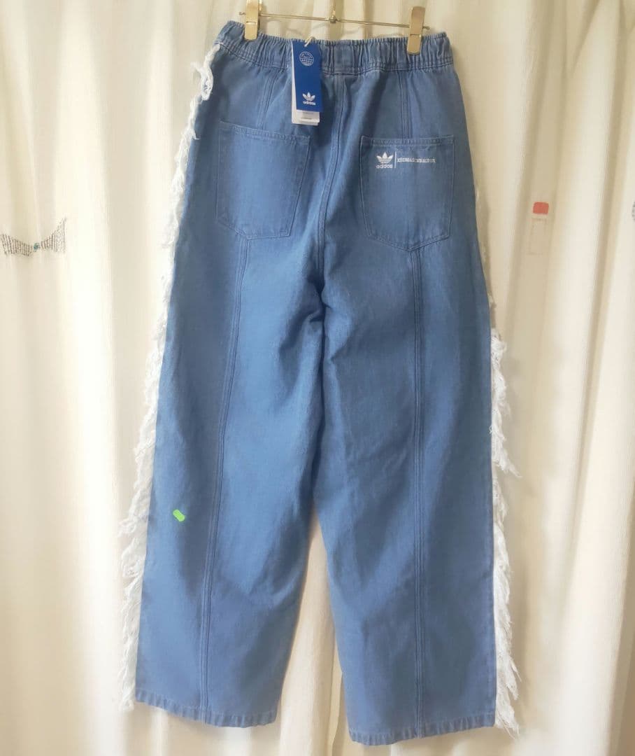 まーちゃん☆新品 L アディダス ジーンズ フレイドジーンズ
