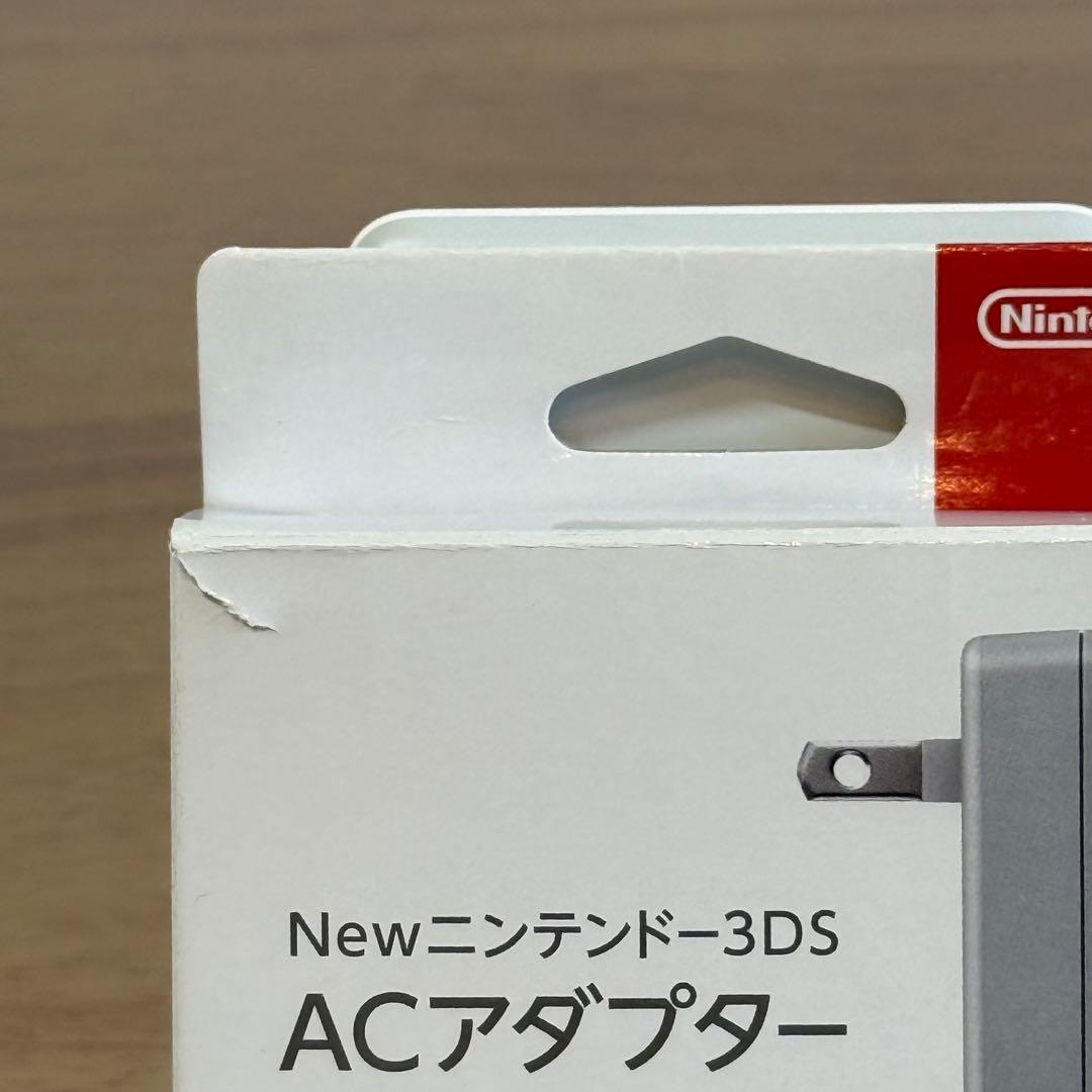 6-040【美品】Newニンテンドー2DS LL ホワイト×ラベンダー 箱付き