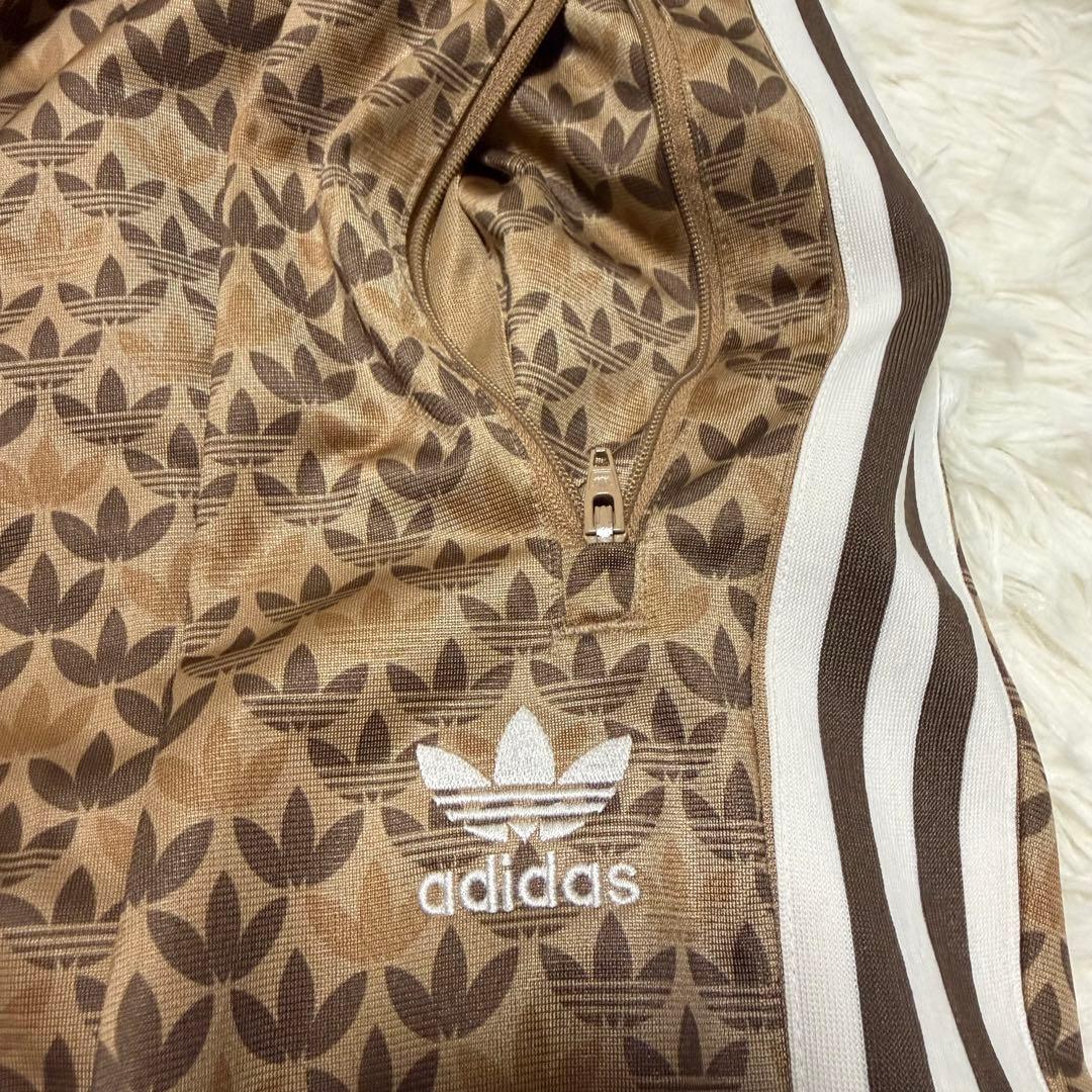adidas originals トラックパンツ モノグラム ブラウン
