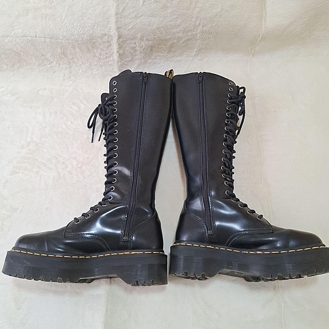 希少 美品【約23.5㎝】 Dr.Martens 厚底ロングブーツ 20ホール