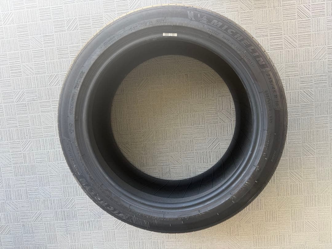 送料込み MICHELIN ePrimacy 235/45r18 2024年製