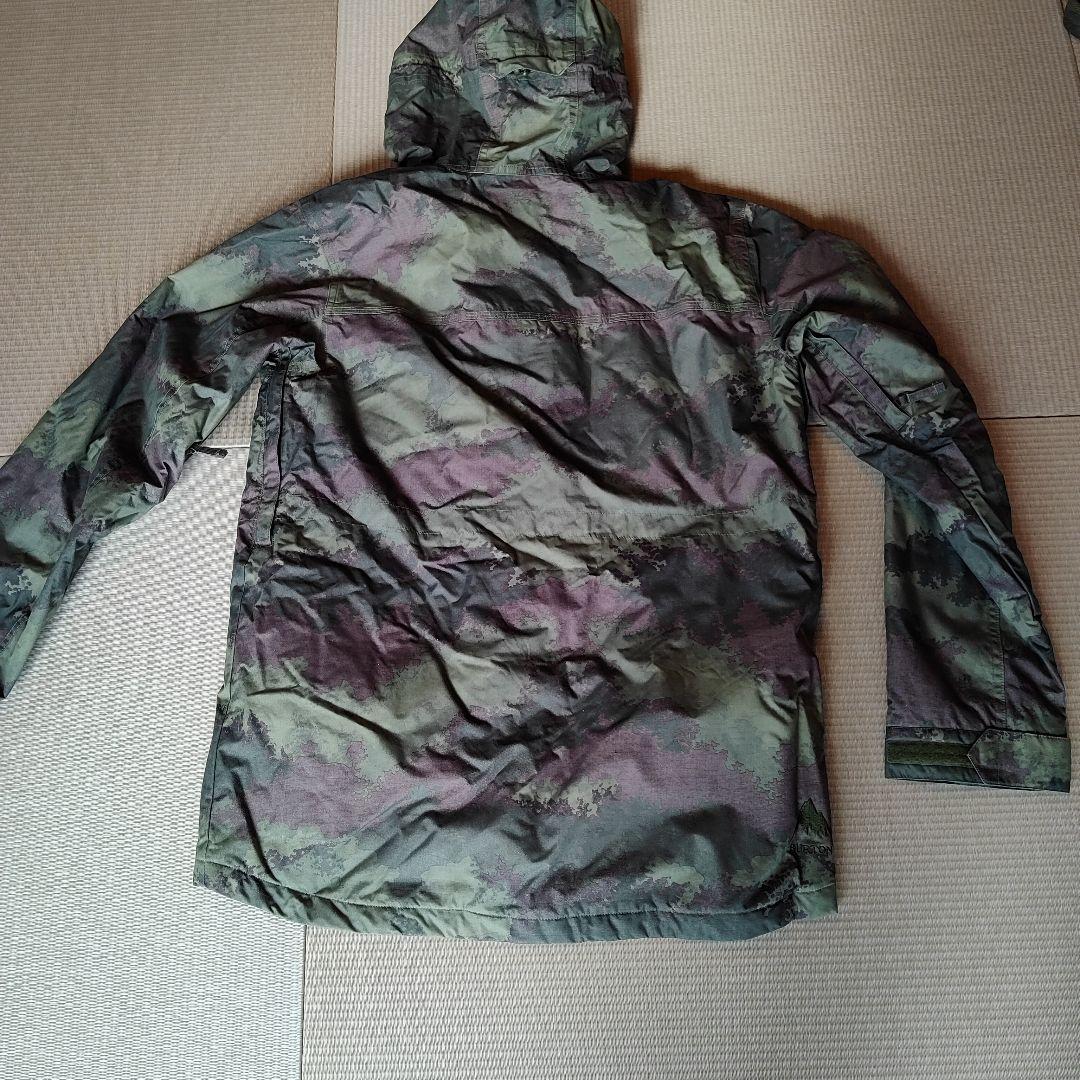 美品 BURTON 迷彩 スノーボードウェア 上下セット メンズM