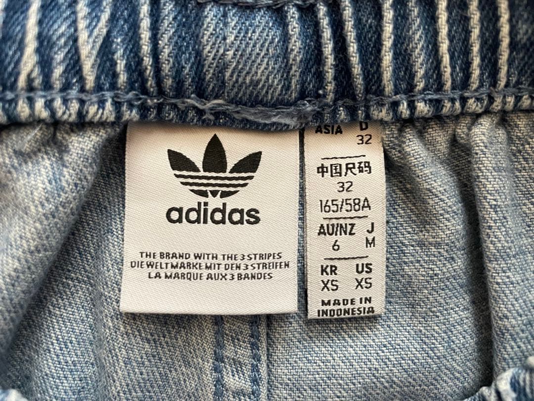 adidas デニムジョガーパンツ M