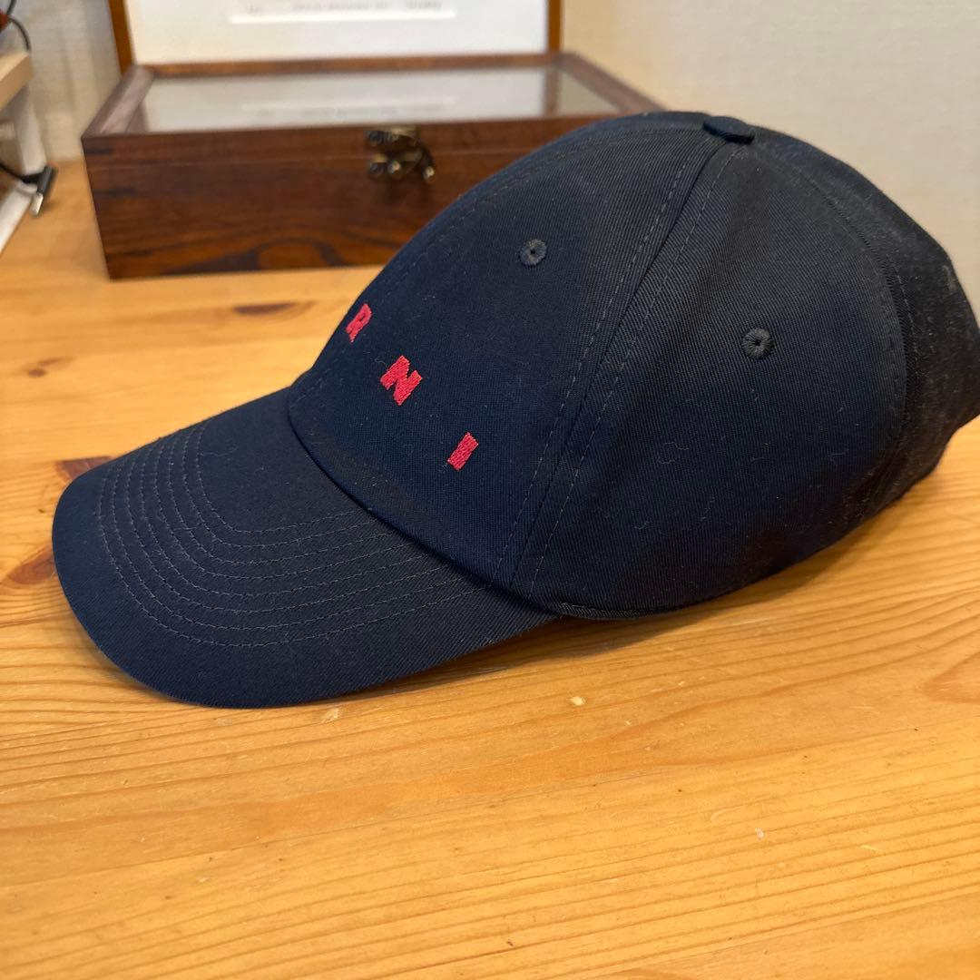 MARNI ブラック　ロゴキャップ　Lサイズ