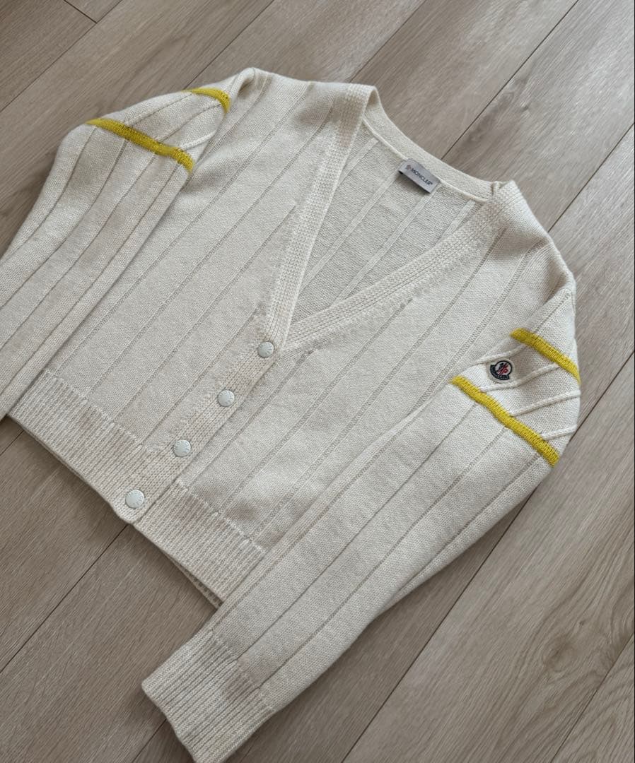 ぺ*ろ様 MONCLER モンクレール　カーディガン　ニット　カシミヤ混　 ホワ