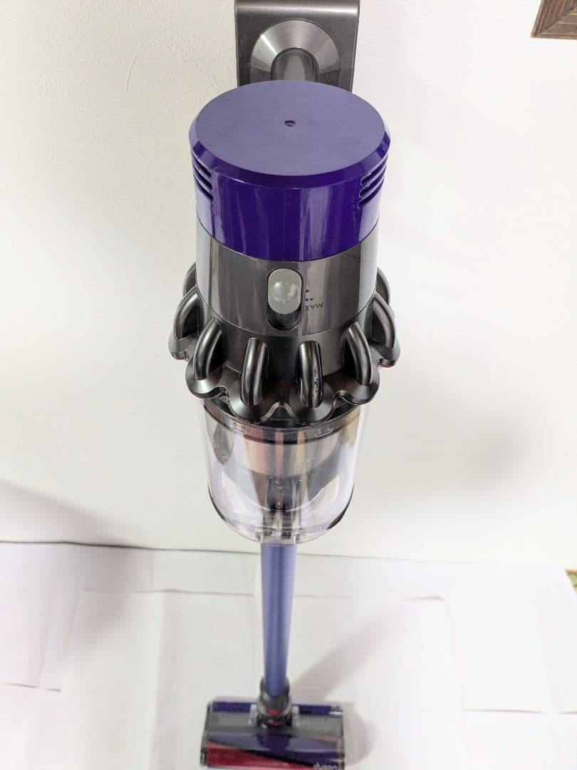 美品【60分稼働】ダイソン掃除機V10 SV12　⑱