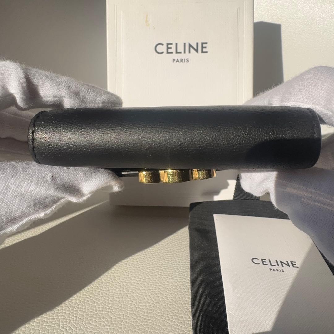 CELINE トリオンフ　財布　シャイニーカーフスキン　ブラック