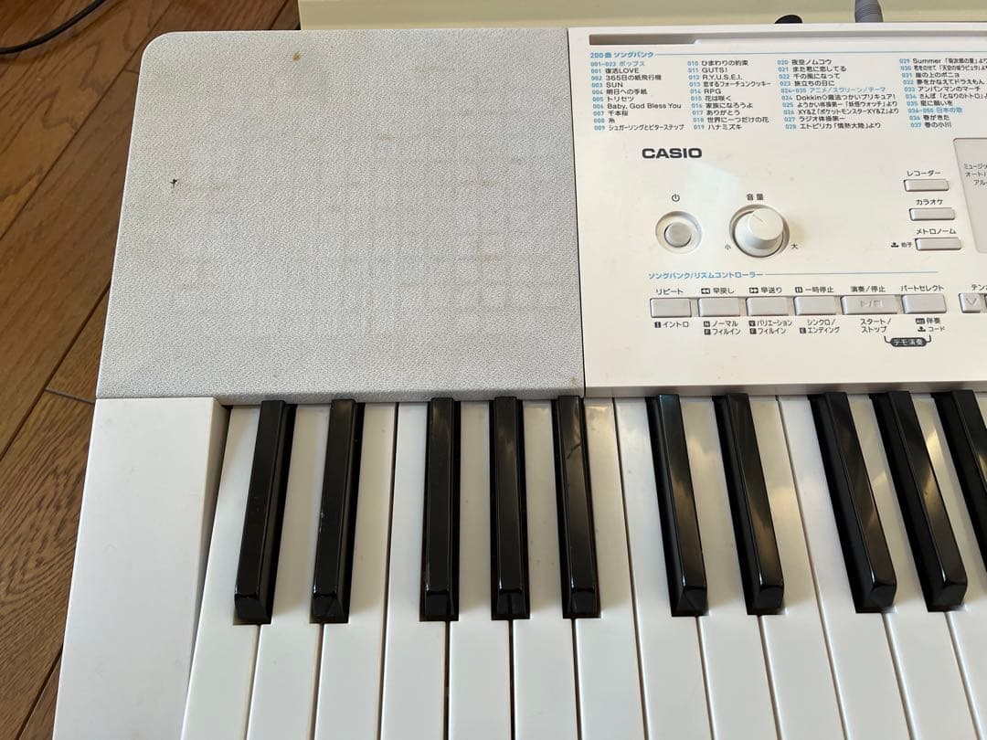 値下　Casio カシオ 光ナビゲーションキーボード　LK-223