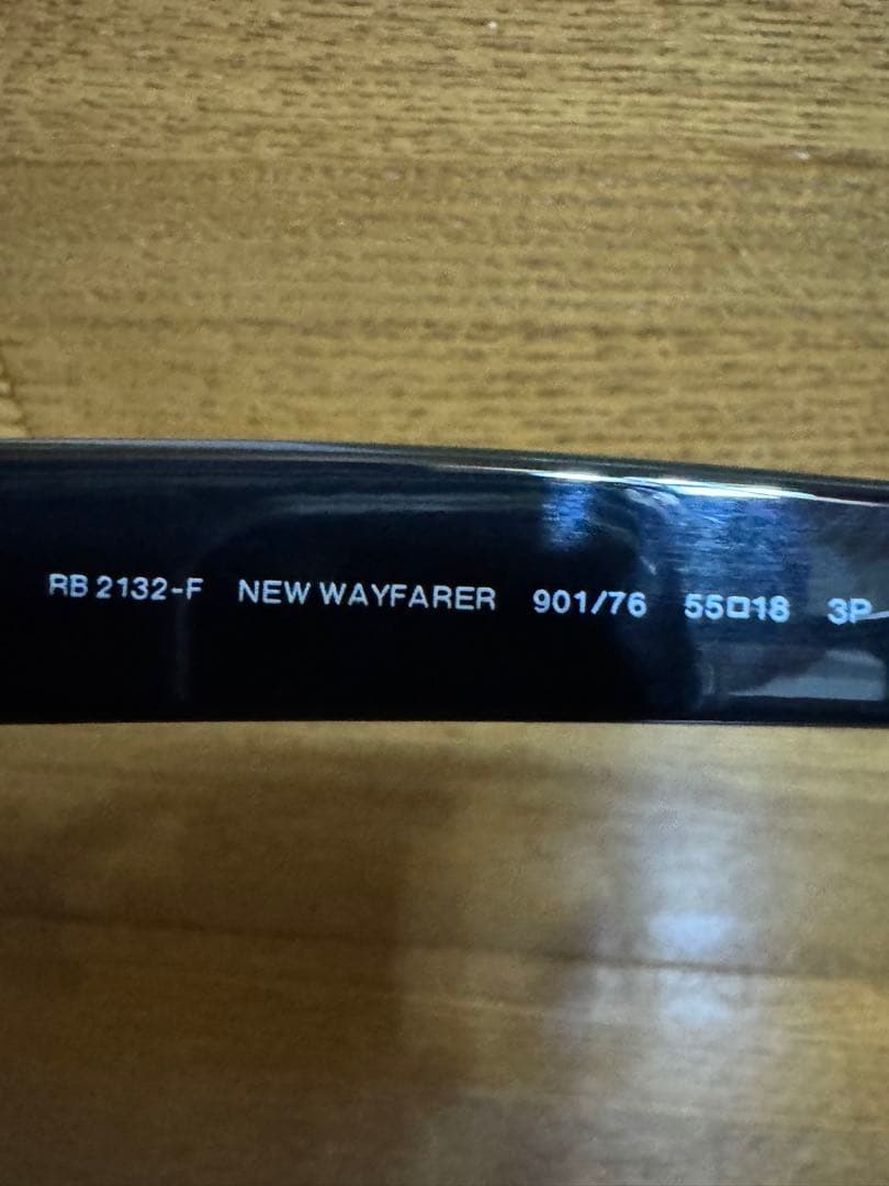 小物 Ray Ban NEW WAYFARER CLASSIC