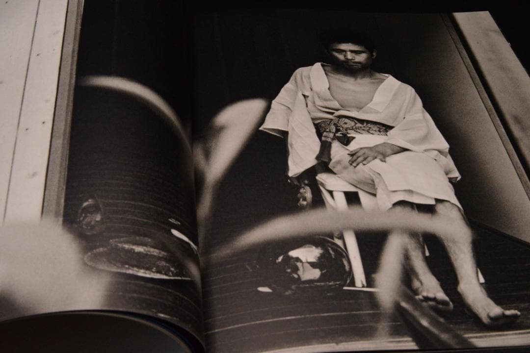 Eikoh Hosoe: Kamaitachi/細江英公　★大幅に値下げしました