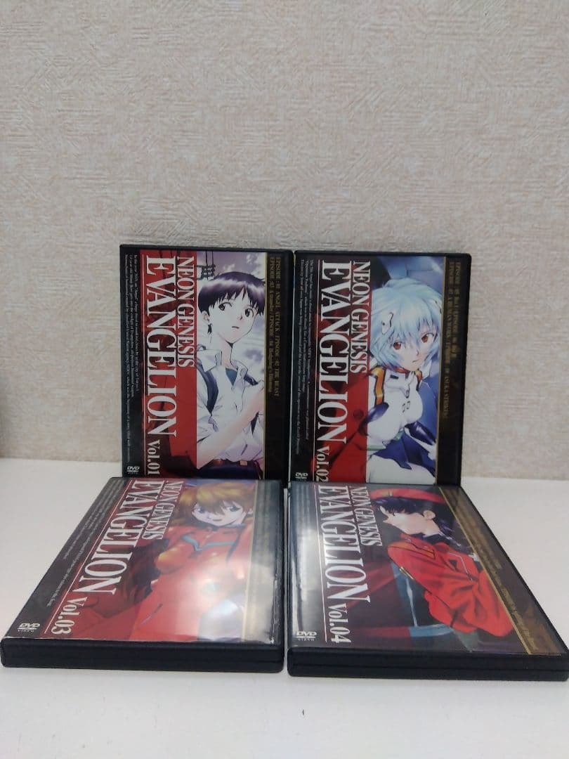 【中古】 エヴァンゲリオン テレビ本編全て + 映画全て 全巻セット