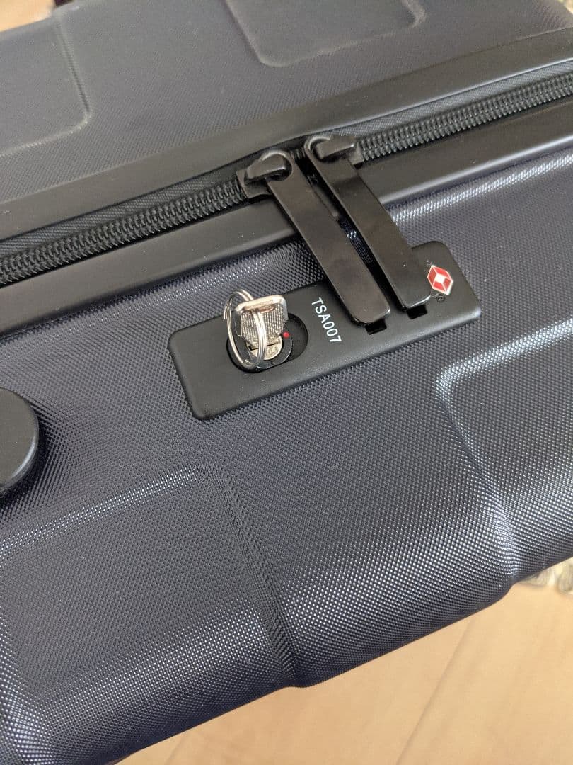 無印良品 ハードキャリー 62L　ブラック中型