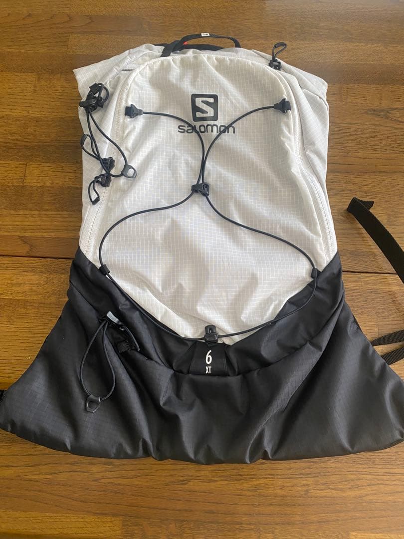 Salomon ランニング用メッシュベスト 6L S