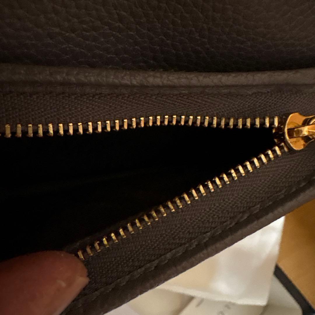 GUCCI グレー 二つ折り財布 GGロゴ