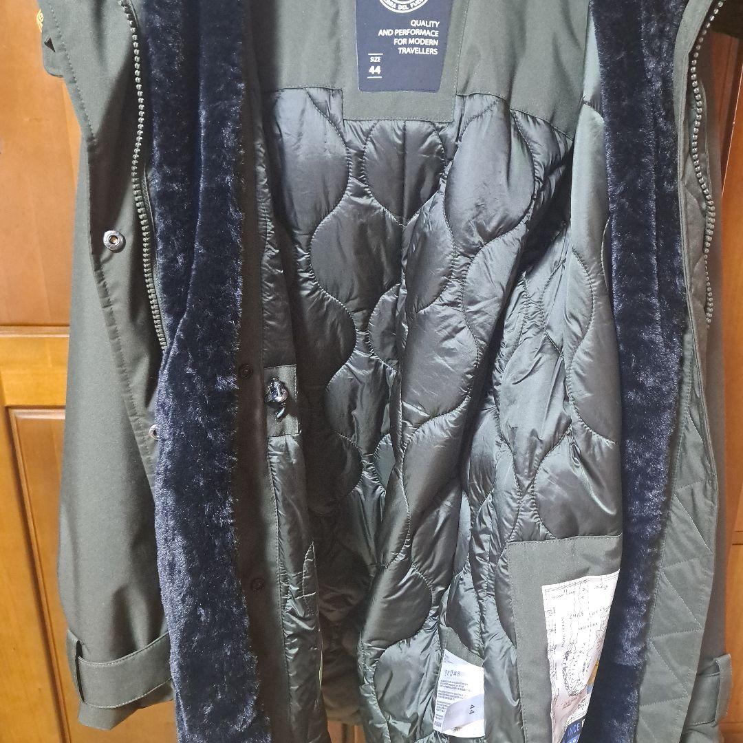 美品 ケープホーン　 CAPE HORN REMOTA　　カーキ 44中綿コート