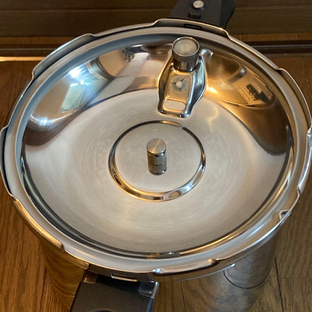 ロ*コ様 アサヒ軽金属 活力鍋【5.5L】中古美品