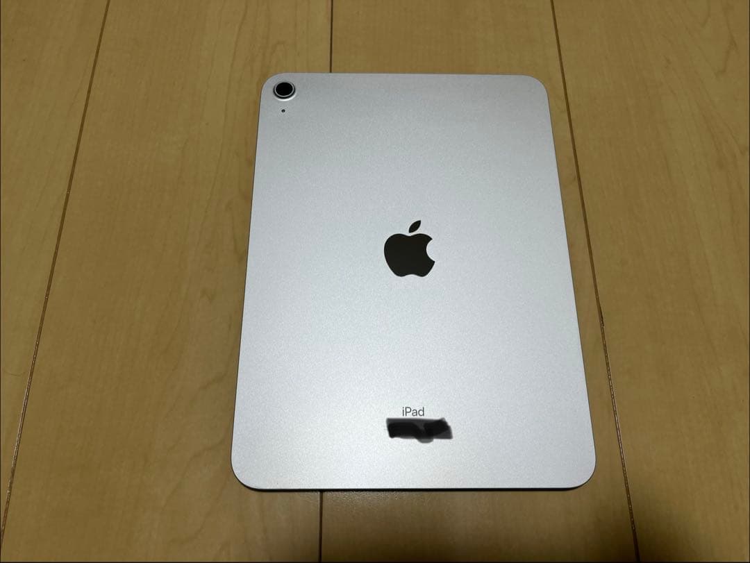 Apple iPad (第10世代) シルバー本体 64GBWiFi ケース付き