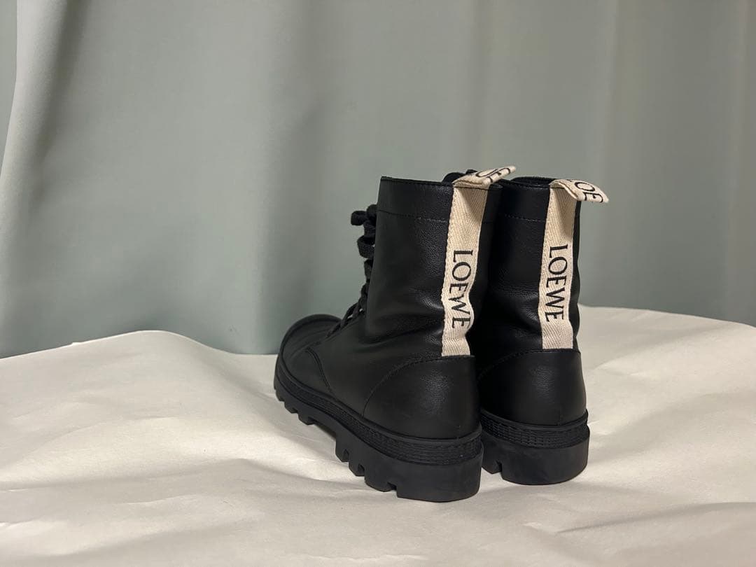 LOEWE ブラック ハイカットブーツ