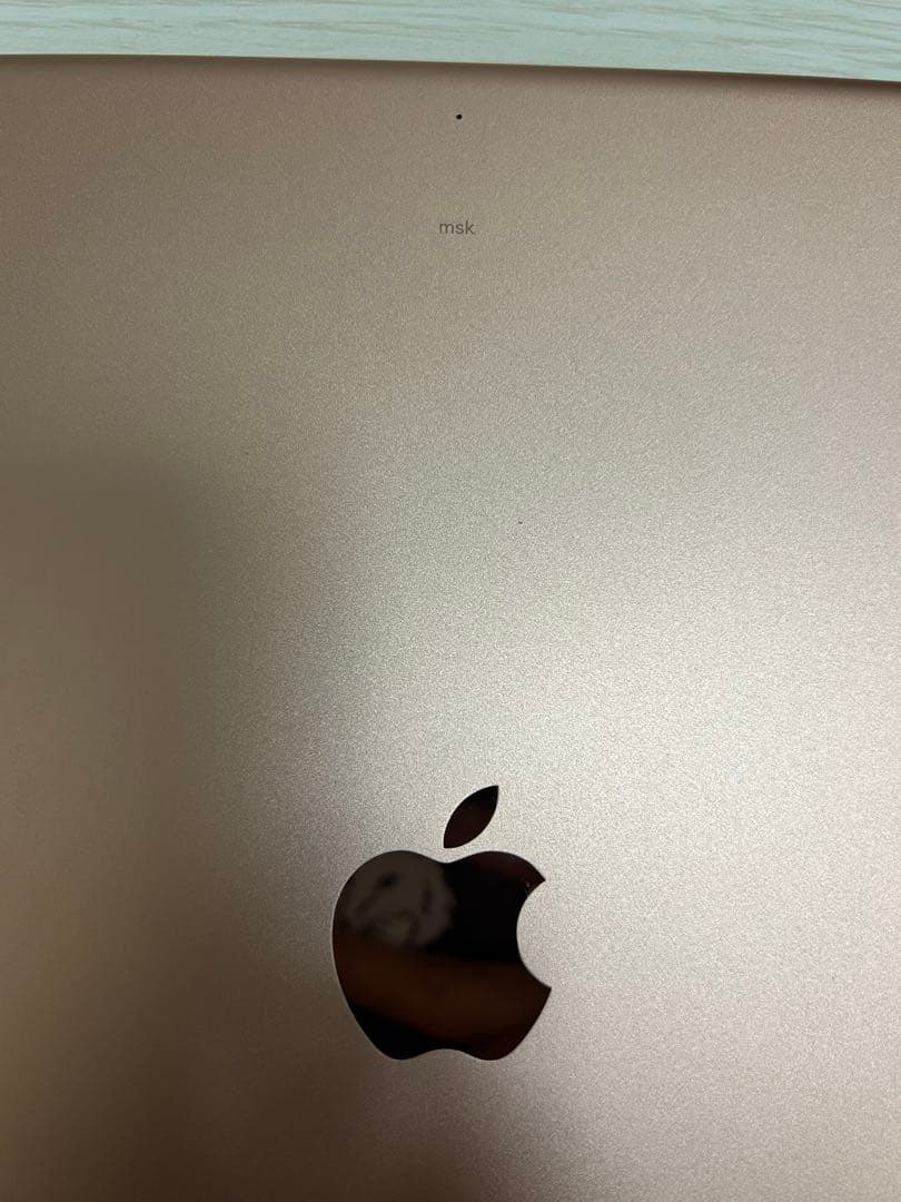 【美品】iPad 第7世代 32GB Wi-Fiモデル ゴールド（ピンク系）