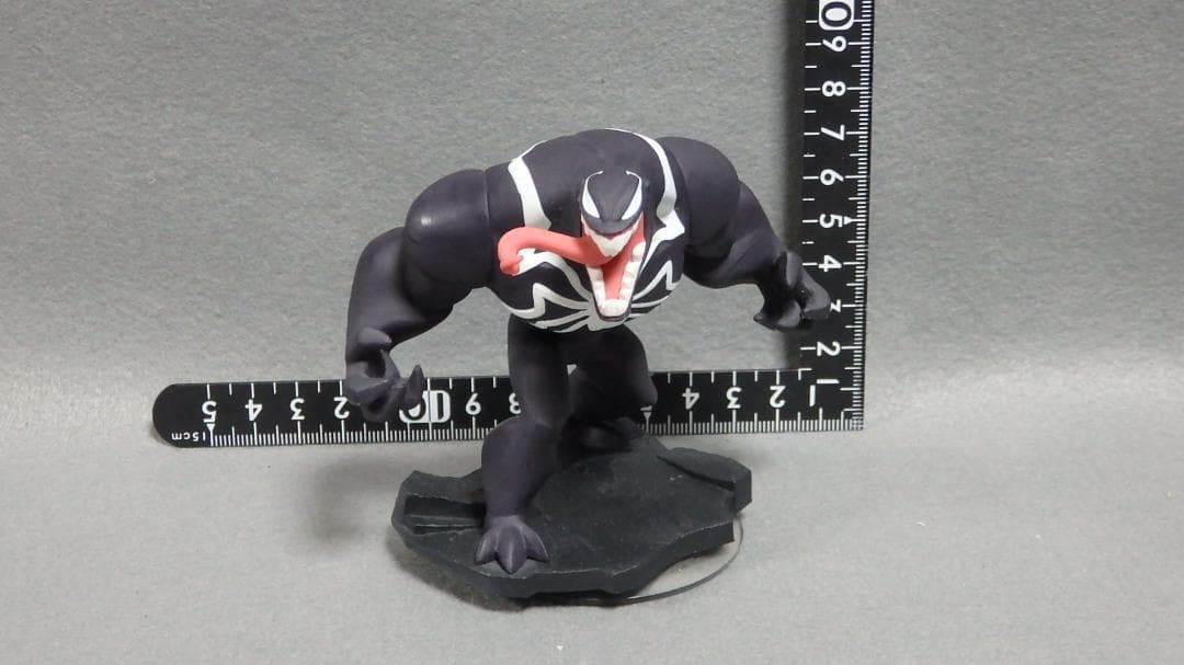 ディズニー　インフィニティ　MARVEL マーベル フィギュア スパイダーマン
