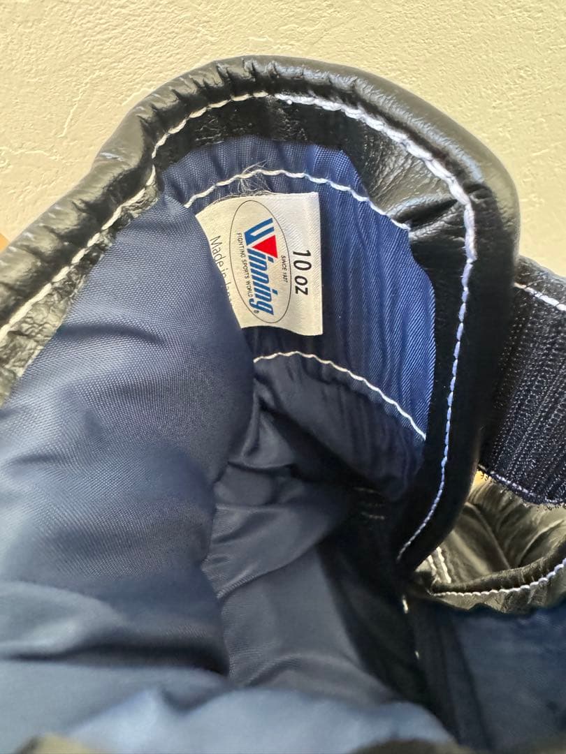 Winning ボクシンググローブ 10 oz ブラック