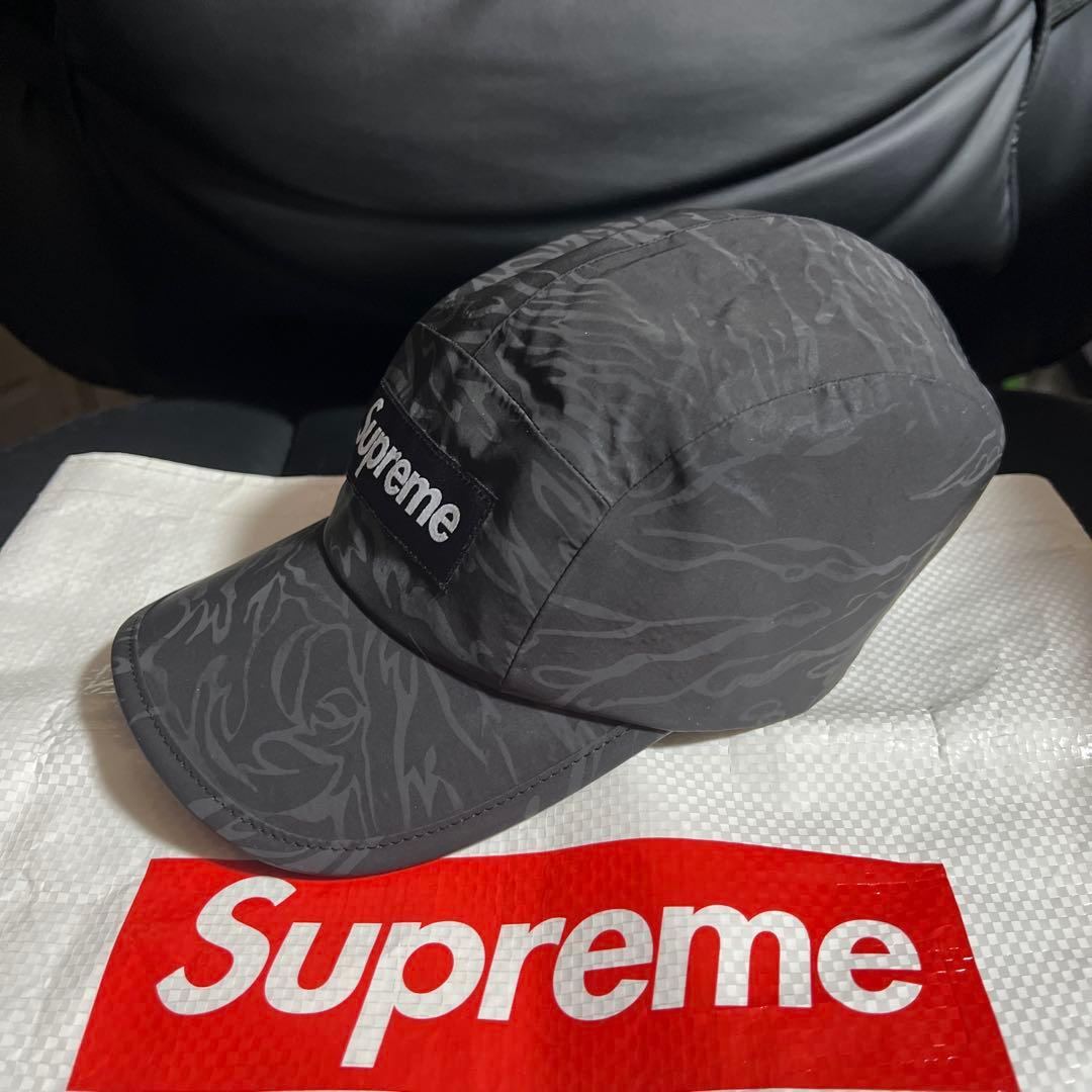 エ*ト様 最終値下　正規品　supreme Tiger Camo Reflect