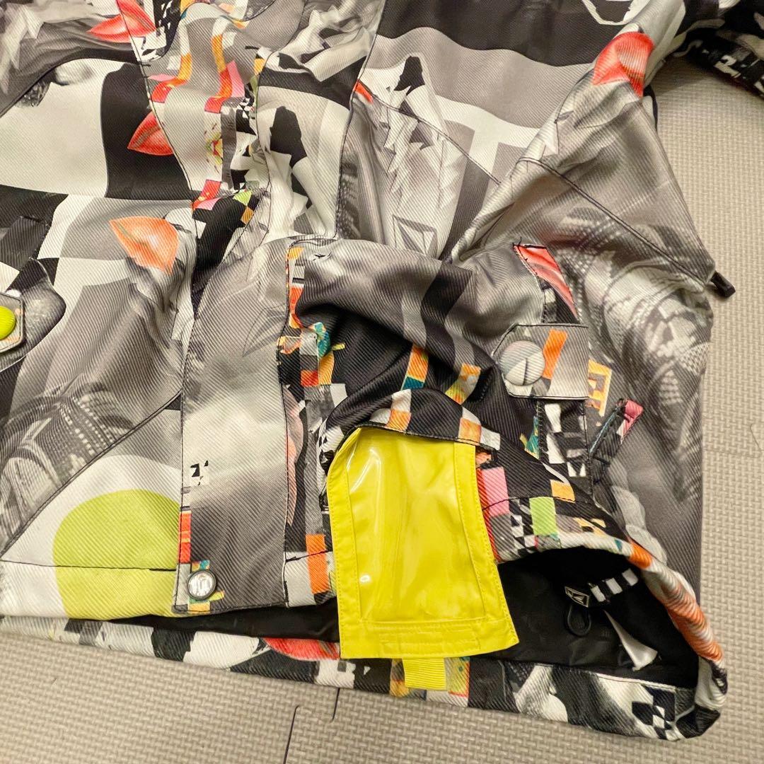 VOLCOM メンズ　スノボジャケット　総柄　グラフィック　グレー系 M