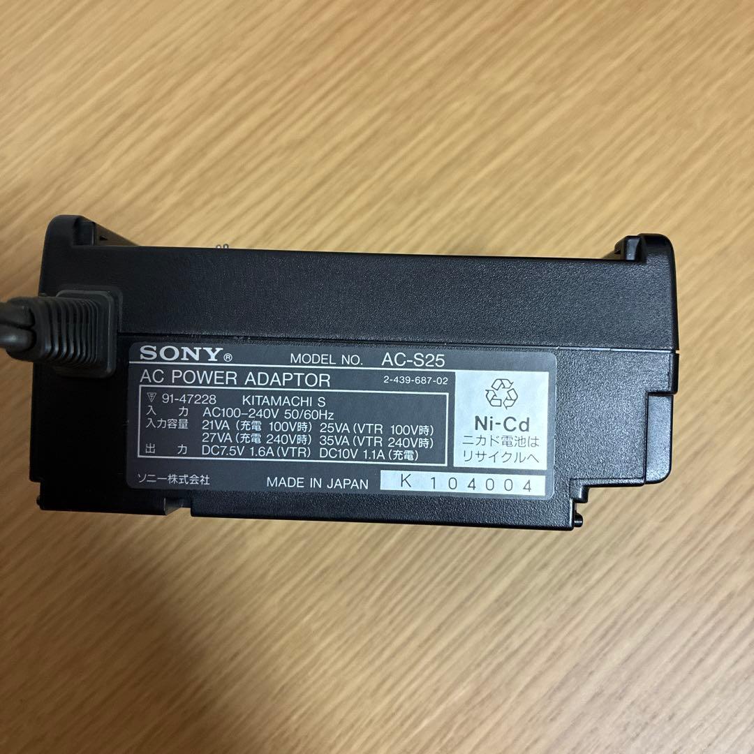 ビデオカメラ SONY Handycam video HI8 12x