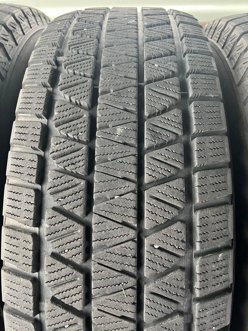 ☆バリ溝☆ブリヂストン ブリザック DM-V3 265/70R17 4本