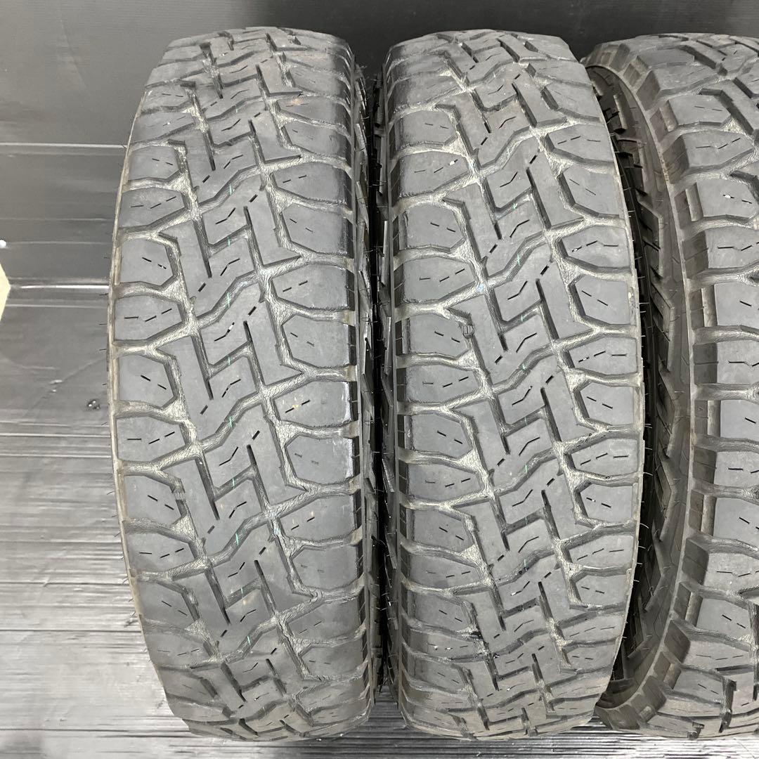中古TOYOオープンカントリーR/T 4本セット185/85R16LT ジムニー