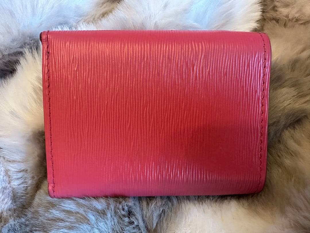 美品 PRADA 三つ折り財布 ピンク 箱付き コンパクトウォレット