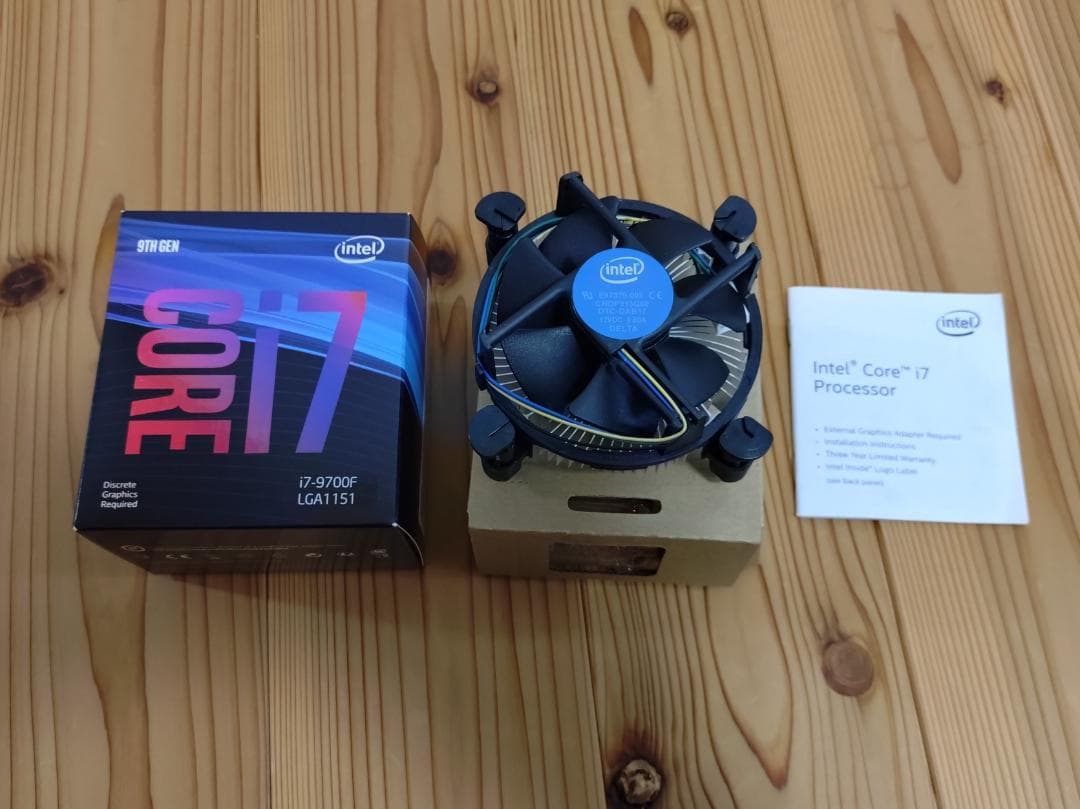 intel i7 9700F と ASRock Z390 Pro4 のセット