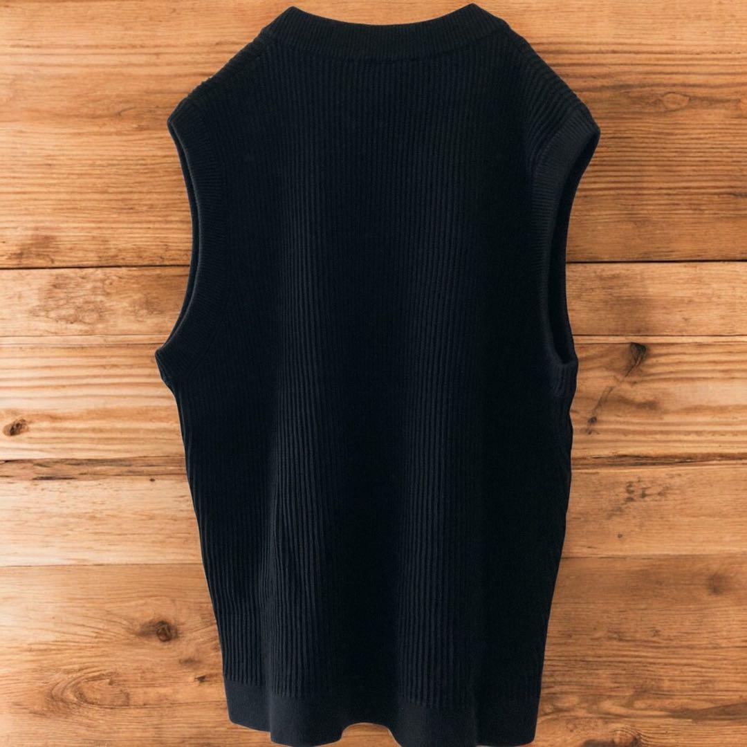 新品未使用Maison Kitsuné メゾンキツネ ブラック ベスト Vネック