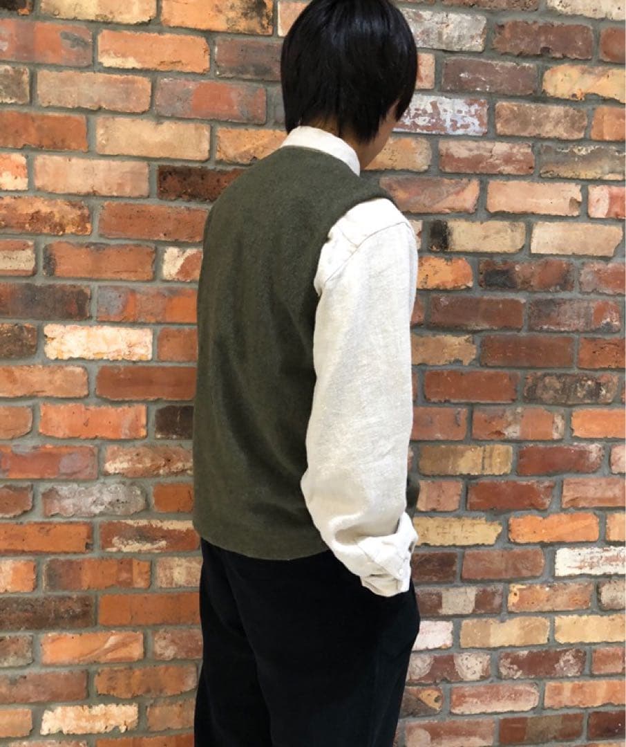 【美品】confect nestrobe ウールモッサークルーネックベスト