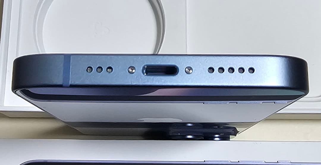 ★美品・純正バッテリー100%★iPhone14 128GB SIMフリーデモ機