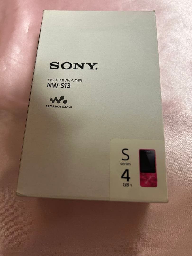 SONY ウォークマン ピンク スピーカー付き　NW-S13