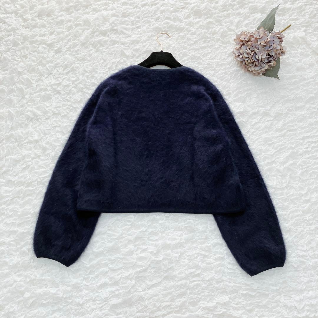 ミ*ん様 ロペ　23AW フォックス　カシミヤ　クルーネックカーディガン　パール