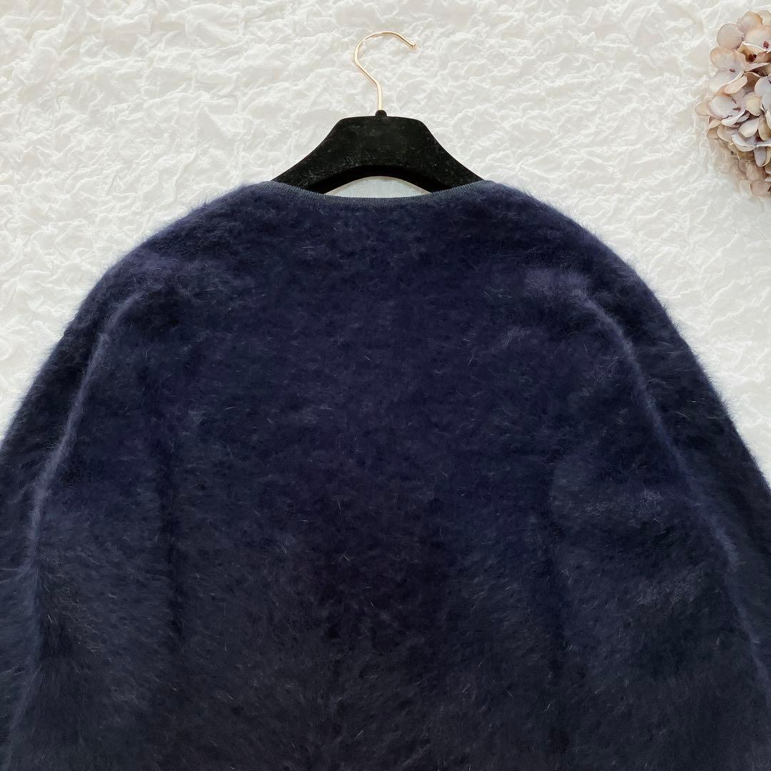 ミ*ん様 ロペ　23AW フォックス　カシミヤ　クルーネックカーディガン　パール