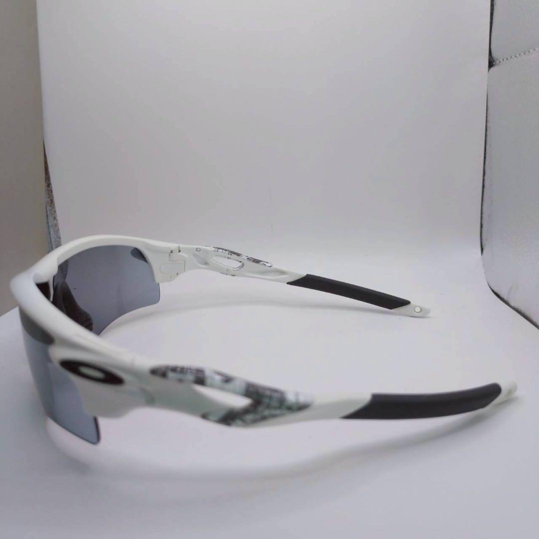 希少✨オークリー　レーダーロック POLARIZED ホワイト グレー