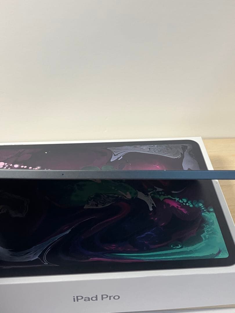 か*郎様 iPad Pro 11インチ 第一世代 スペースグレー 64GB Wi