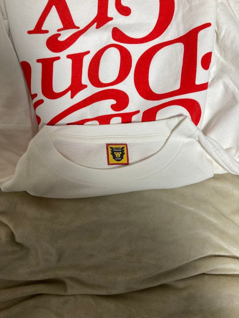 Girls Don't Cry Tシャツ