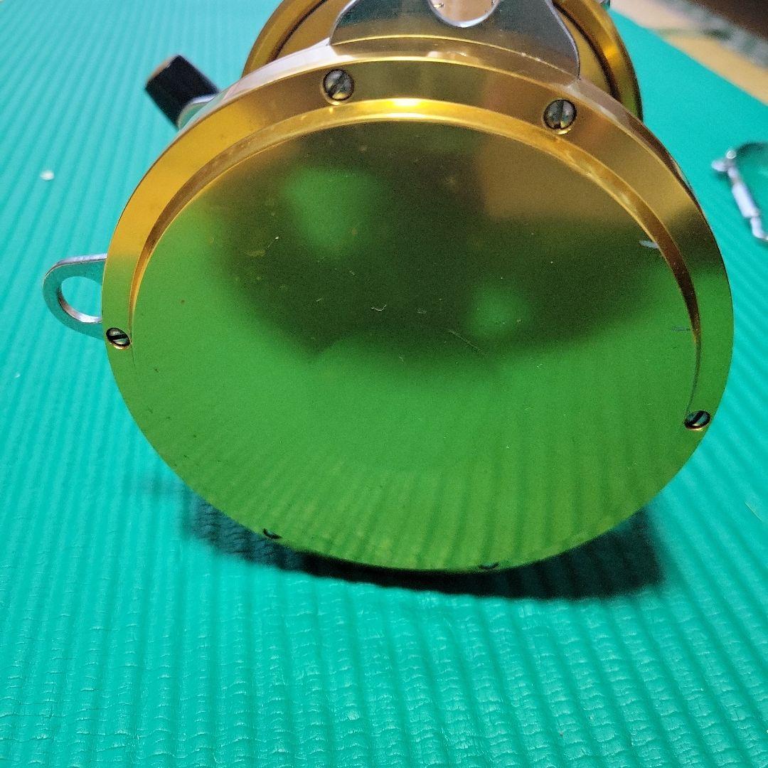 PENN REELS INTERNATIONAL II 80TW ゴールド