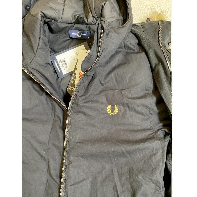 【未使用】フレッドペリー FRED PERRY ファー付きブラック モッズコート