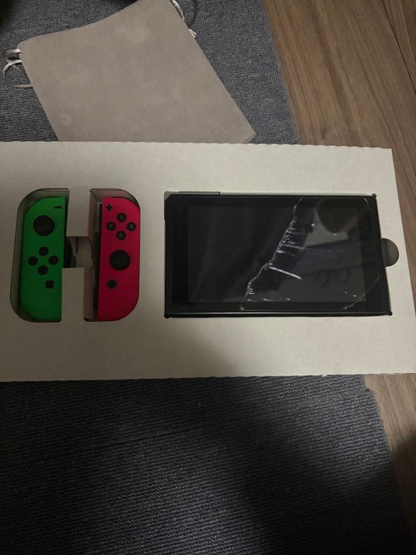 Nintendo Switch 本体 赤/青 ジョイコン スプラトゥーン2付き