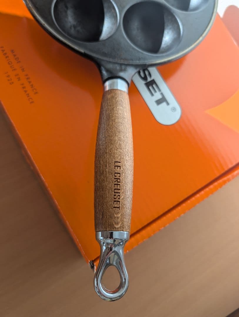 LE CREUSET 7穴フライパン(DUMPLING PAN)