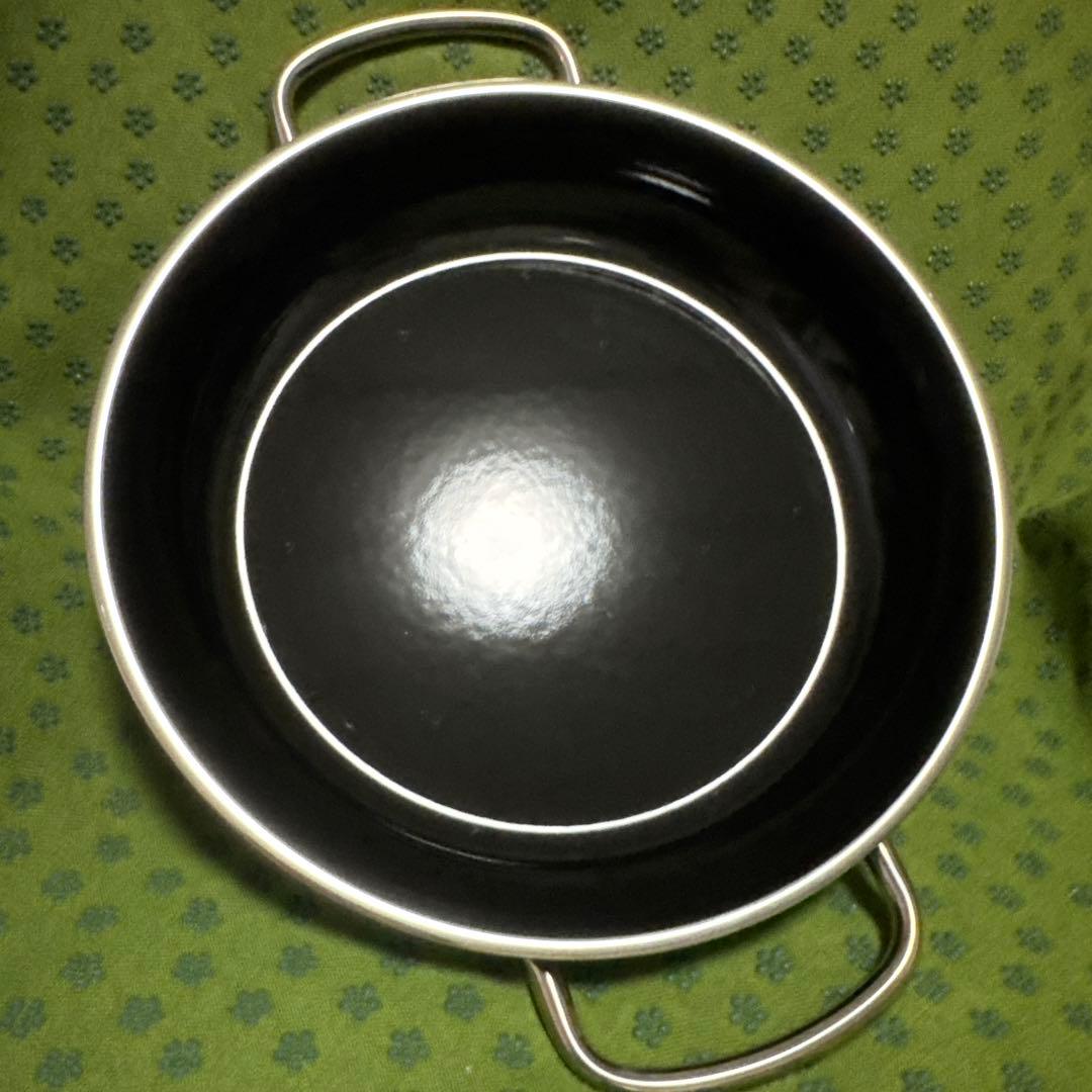 り*こ様 未使用　シリットsilit サービングパンガラス蓋付き　２８cm ブラ