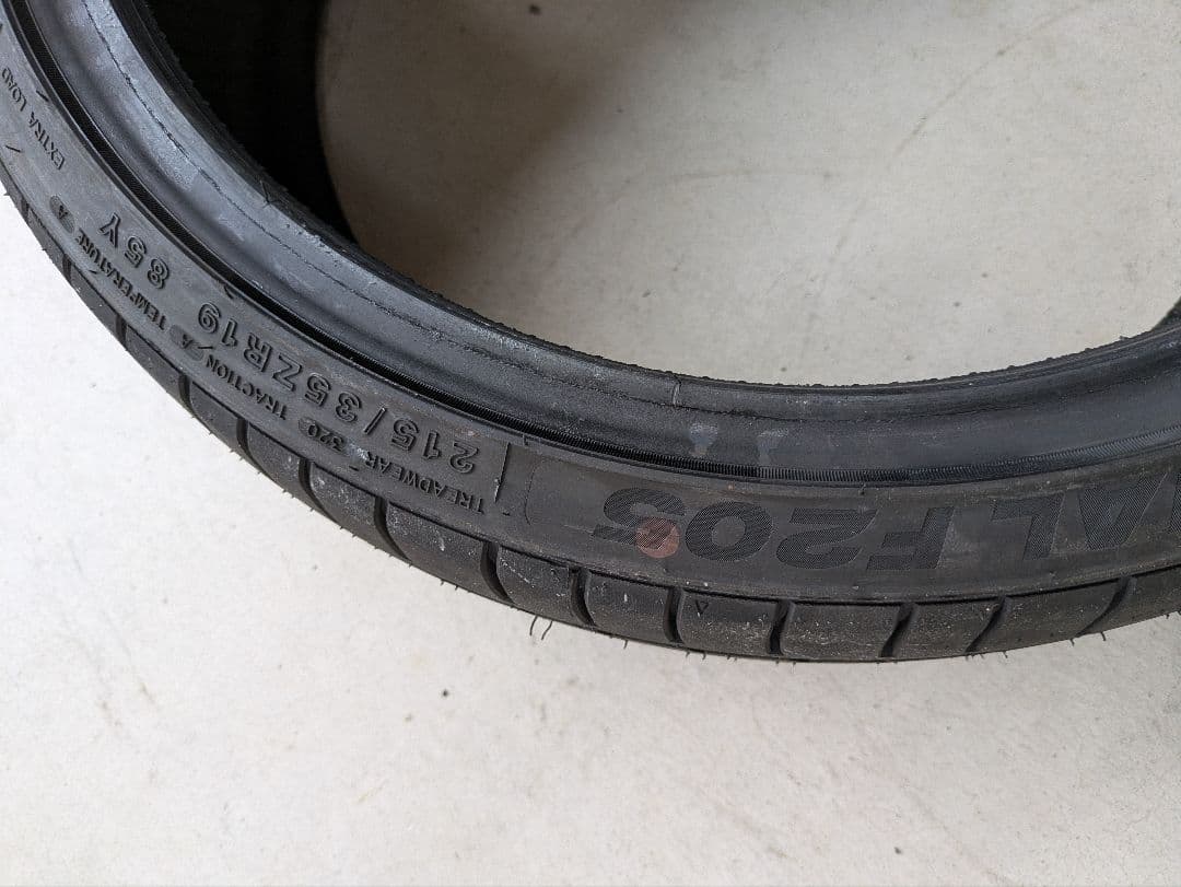 MINERVA F205 215/35R19 89Y XL １本