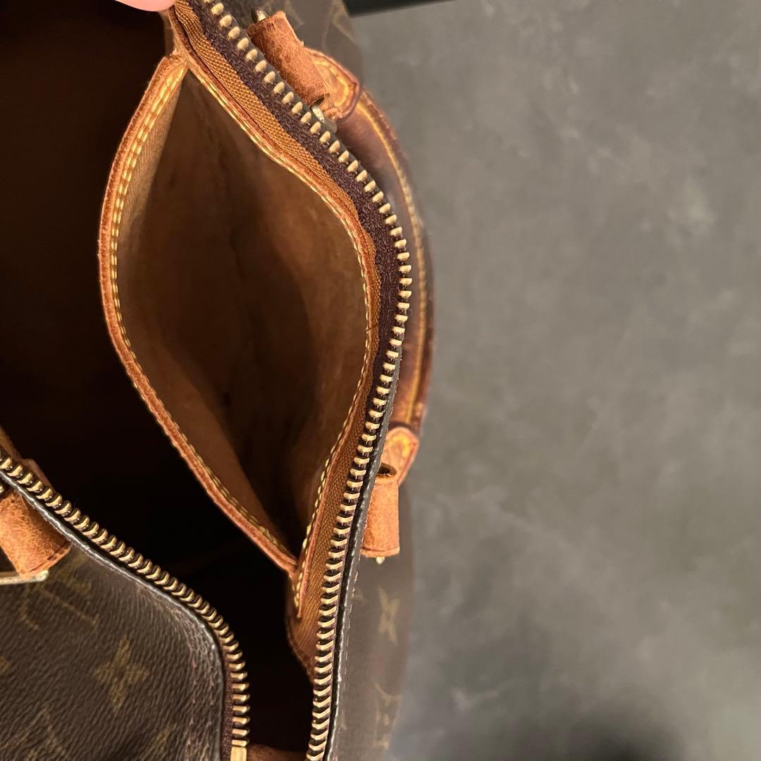 Louis Vuitton ルイヴィトン モノグラム スピーディ25 サイズ